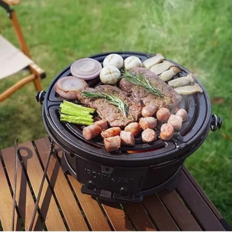 Camping Cooking Cast Iron - 丸型炭火焼きグリル、食品安全な鋳鉄製BBQ、屋外、別荘、庭園用、頑丈な調理、ポータブルキャンプグリル